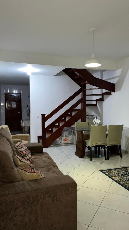 Casa Confortavel A 5Min A Pe Da Praia Кабо Фрио Екстериор снимка
