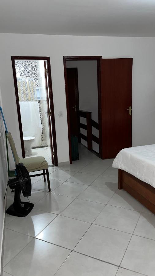 Casa Confortavel A 5Min A Pe Da Praia Кабо Фрио Екстериор снимка